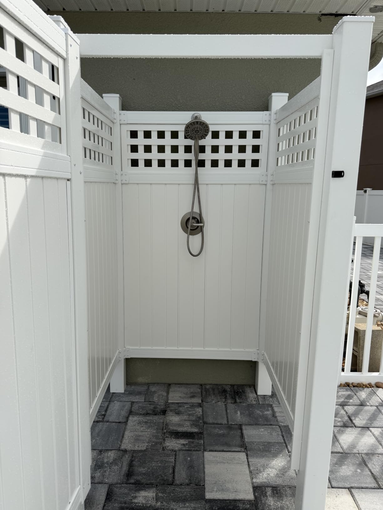 Outdoor Shower Enclosure, Rust-Proof Engineering Grade PVC Privacy Shower Station, Outdoor Shower Easy DIY Assembly for Pool, Beach, Backyard, 81