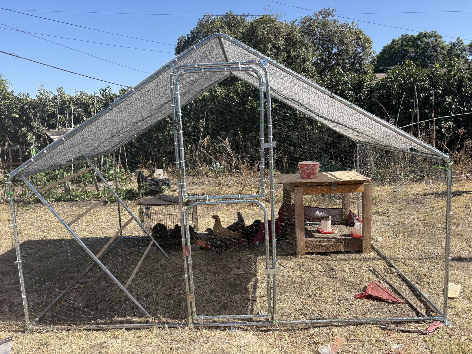 UDPATIO Large Metal Chicken Coop Walk in & Run- Heavy Duty Outdoor Poultry Run with Protective Cover for 15-25 Chickens, Ducks, or Rabbits | Predator-Proof & Weather-Resistant | Double Feed Door UV-Resistant Cover Heavy Duty Outdoor Cage for Bird Duck Rabbit Hen 10-20 Silver customer photo 2