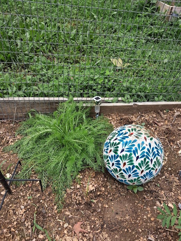 SAVENNA Mosaic Garden Gazing Ball 10 Inch, Glass Decorative Sphere for Indoor & Outdoor Garden, Patio, Home & Yard, Multicolor Petal Pattern customer photo 2