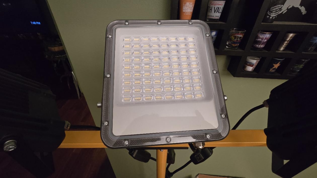 50000 Lumen LED Work Light with Stand - 3 Head Tripod Work Light - IP65 Waterproof Work Light with Tripod for Outdoor Indoor Job Site Workshop Garage Construction Site Lighting customer photo 2