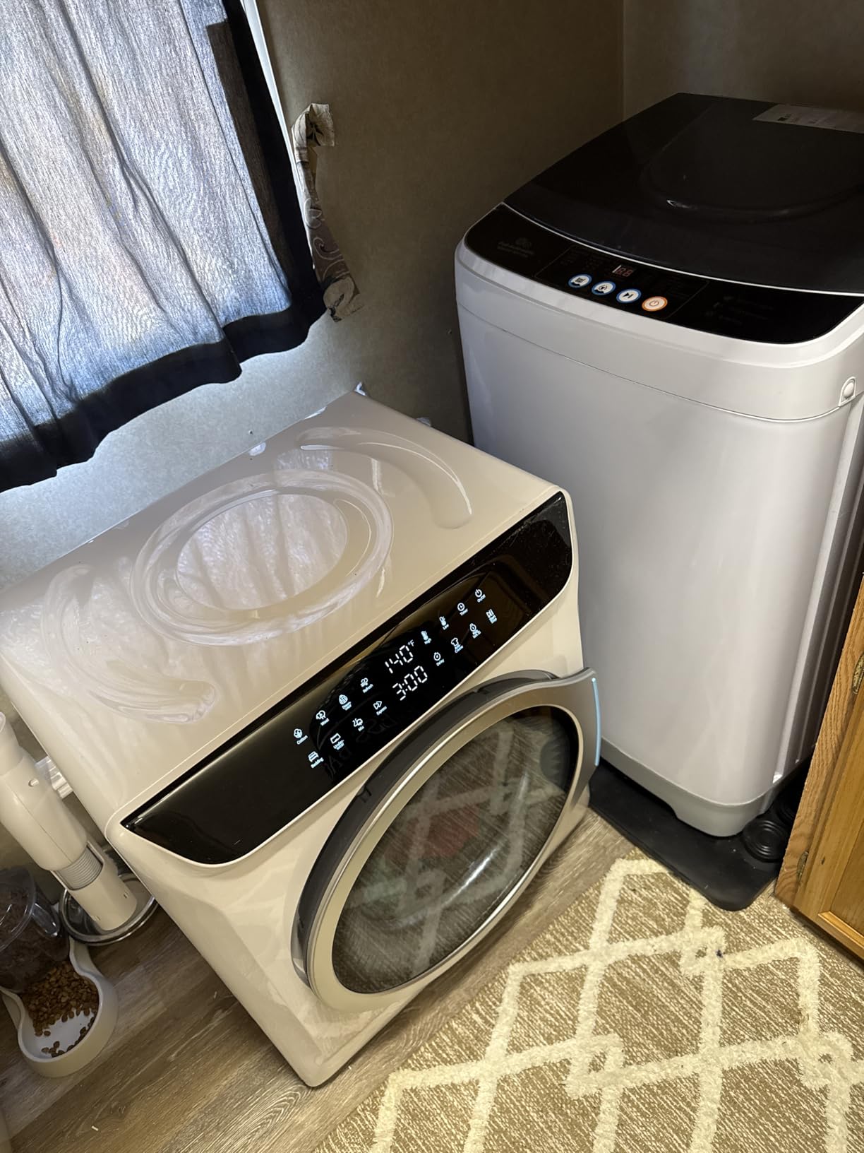 Auertech 3.6 CU. FT Clothes Dryer, Large Capacity Laundry Dryer with 12 Drying Modes & Stainless Steel Tub, Dryer Machine, Electric Dryer with LED Control for Busy Family Home, White customer photo 1