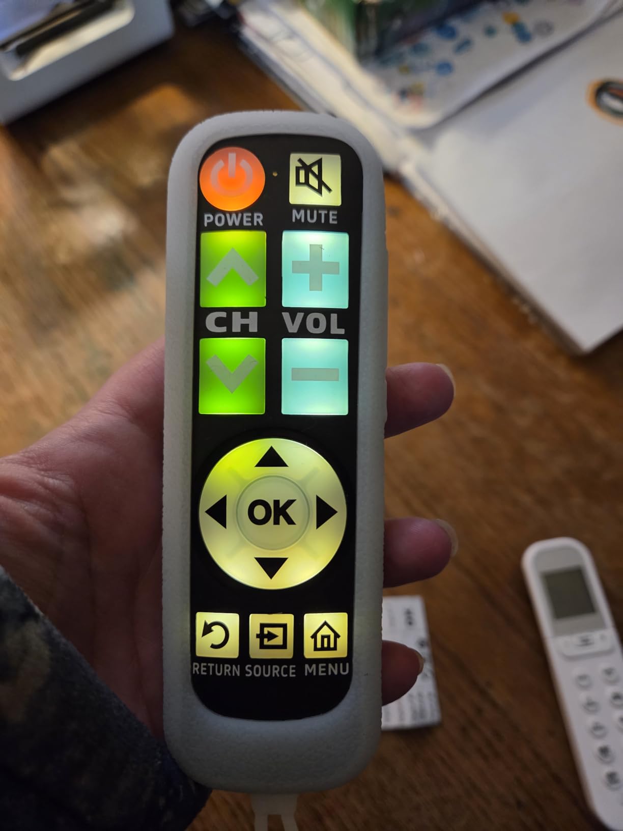 Backlit Big Button TV Remote Replacement for Samsung TV with Cover & Hook, Universal Remote No Setup for Seniors People with Poor Vision, Parkinson's Disease Patient customer photo 1