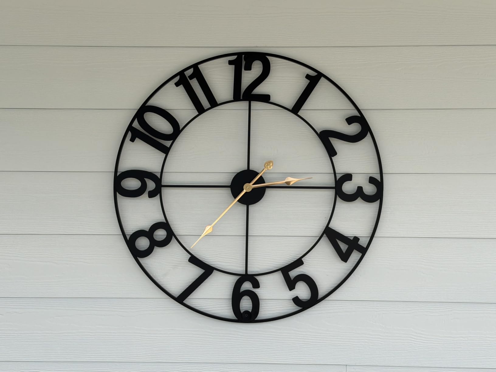 Outdoor Clock, 24 Inch Large Wall Clocks Battery Operated Silent Non-Ticking, Industrial Modern Farmhouse Metal Arabic Numerals Wall Clocks for Living Room, Kitchen, Patio, Pool Decor - Black customer photo 2