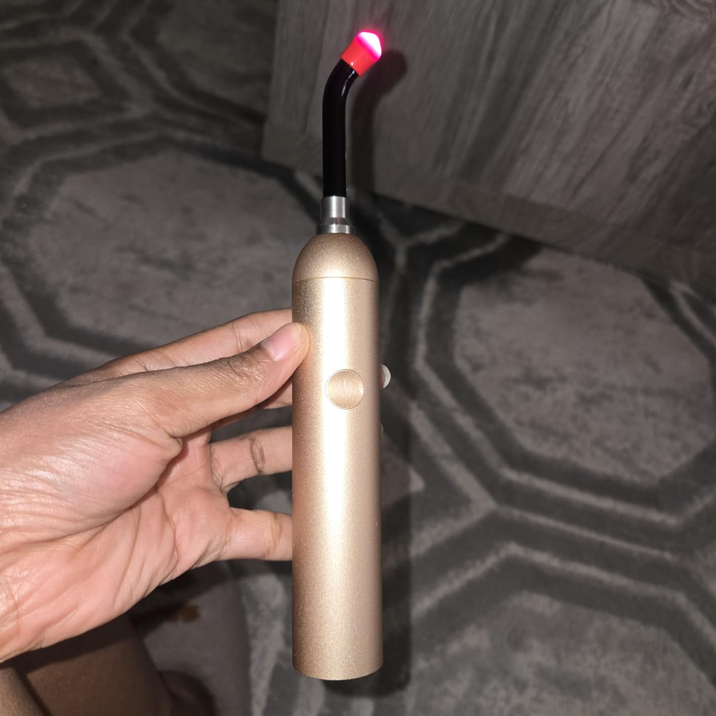Red Light Therapy and Near Infrared Light Therapy Wand for Face Body Joints | 2 Modes, Rechargeable, Portable, Handheld, with 660nm 810nm 850nm 940nm LEDs, Support Daily Relaxation, Muscles Pain Relief customer photo 1
