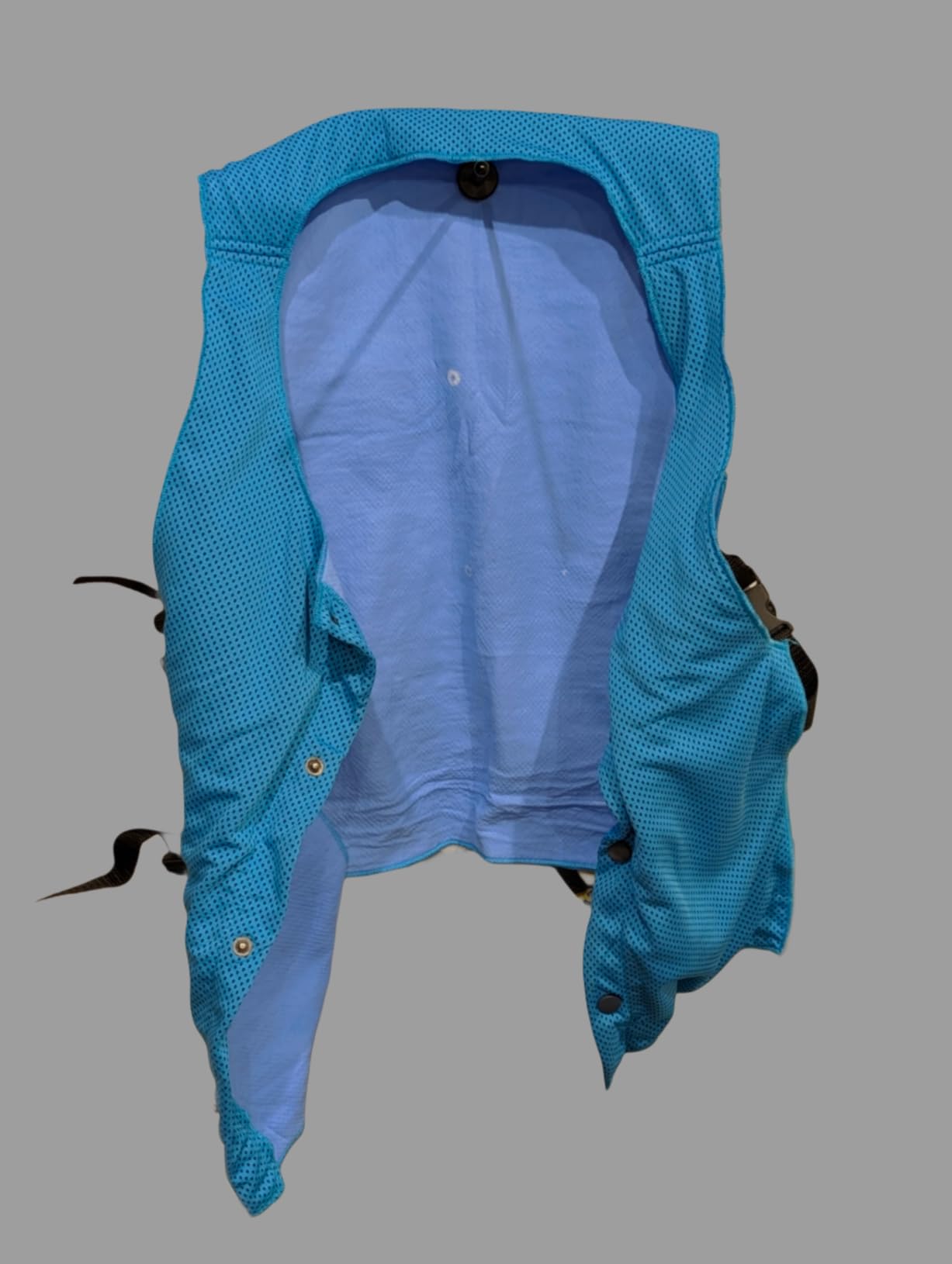 Cooling Ice Vest for Men Women - Instant Heat Relief Body Cooling Vest with Adjustable Side Straps, PVA Mesh Snap-Front for Gardening, Cycling, Construction and Warehouse Work in Hot Weather customer photo 2
