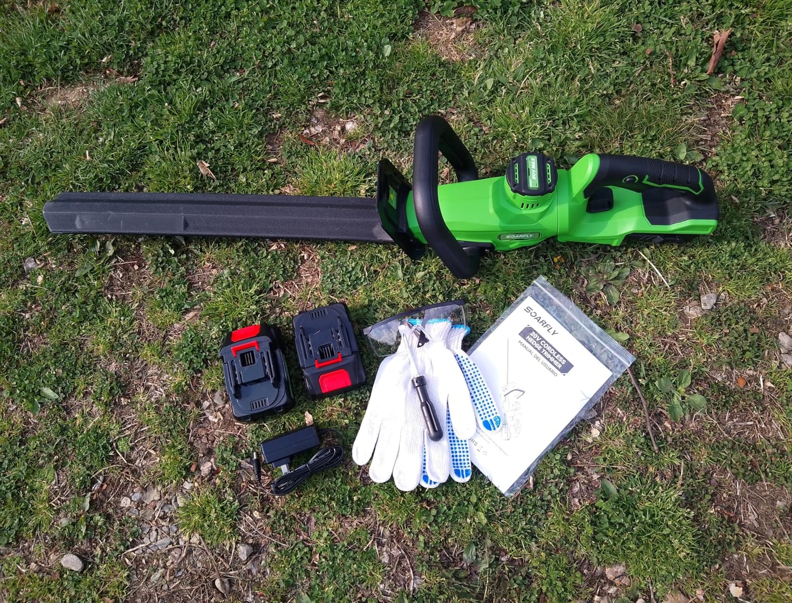 SOARFLY 2 in 1 Pole Hedge Trimmer Cordless & Handheld Hedge Trimmer | 2Pcs 4.0Ah Battery &Charger, 20V Electric Hedge Trimmer, 8.5 Feet Reach, 20