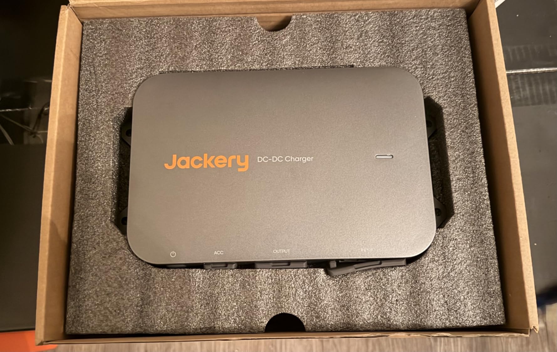 Jackery DC-DC Charger, 600W Alternator Charger | Fast Charging for Portable Power Stations, 6X Faster Than Cigarette Chargers, for Road Trips, RVs customer photo 2