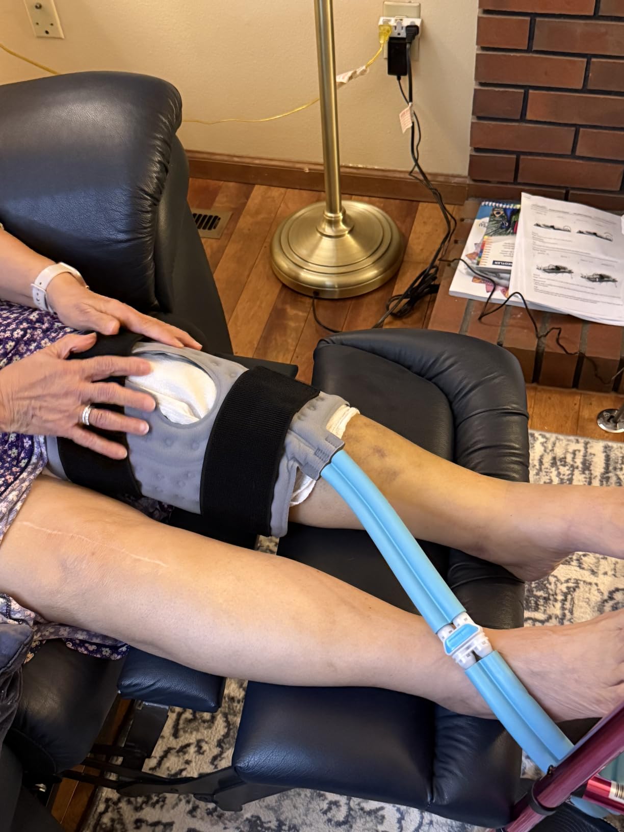 Comfytemp Ice Machine for Knee After Surgery with Temp Monitor, Durable | FSA Eligible HSA, Wireless Remote, 9QT Cold Therapy Machine, Programmable Timer, Quiet Pump, Knee Replacement Recovery Aid customer photo 2