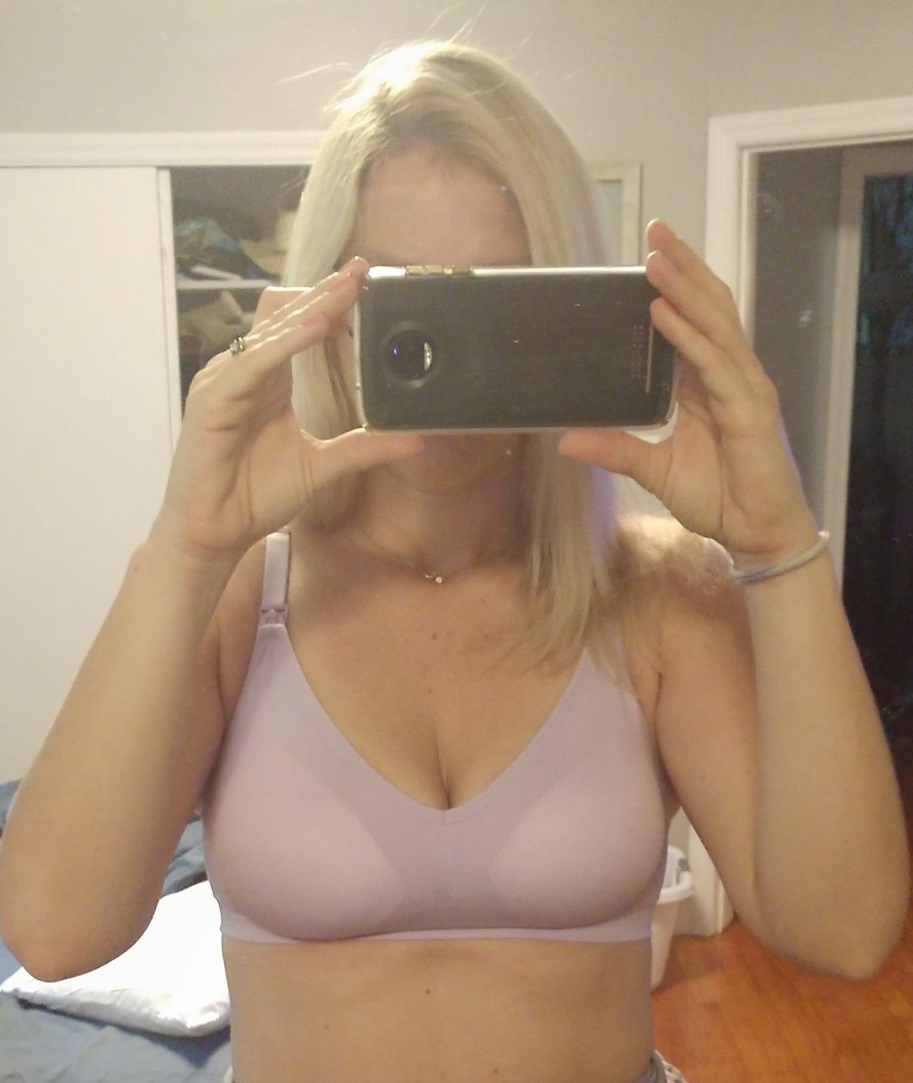 HOFISH Hands-Free Pumping & Nursing Bra, Ultra-Soft All-Day Comfort & Support customer photo 1