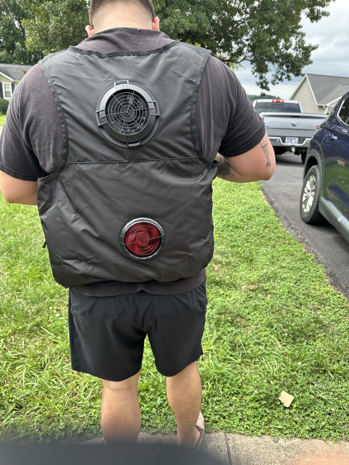 Cooling Vest for Men and Women Wearable Fan Portable With Air Vest Air Conditioned for Work,Gardening,Fishing,Travel customer photo 2