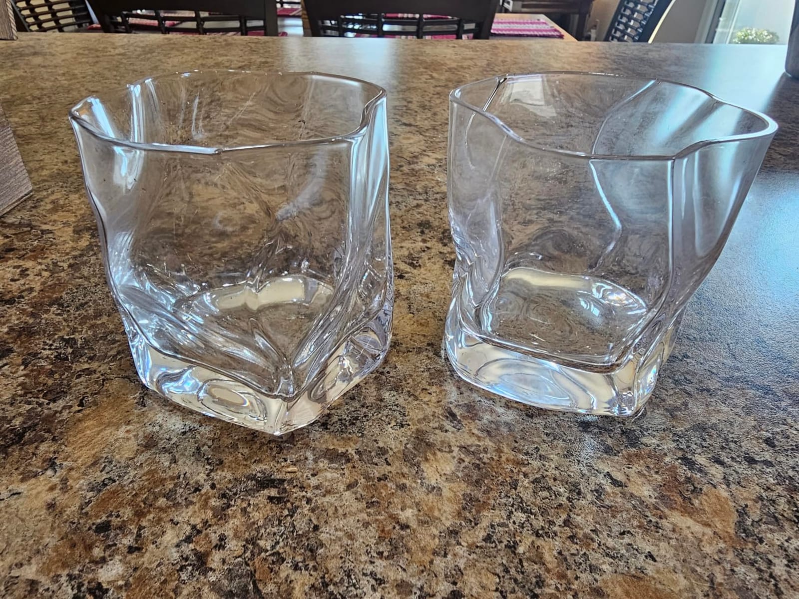 TsukiGlass® Whiskey Smoker Kit with Hoshi Crystal Glasses & Torch | 8 Wood Chip Flavors 200+ Drinks, Japanese Crystal Glasses | Gifts for Men, Dad, Husband, Father's Day (No Butane) customer photo 1