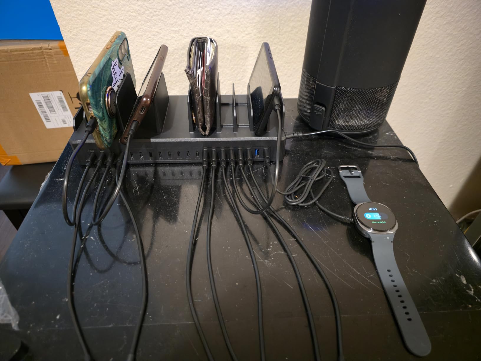 20-Port 600W Charging Station for Multiple Devices with 10 Cables | GaN5 Dual 65W Multi-device Charging Dock, Fast Charger Station for Laptop Macbooks iPhone Samsung Galaxy Android Tablet customer photo 1