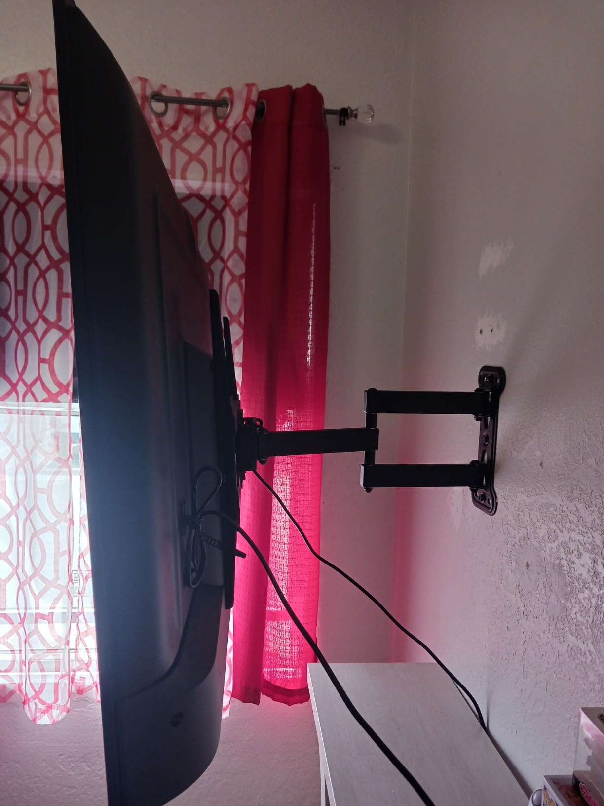 HCMOUNTING Corner TV Wall Mount Long Arm Full Motion Bracket for 32-80