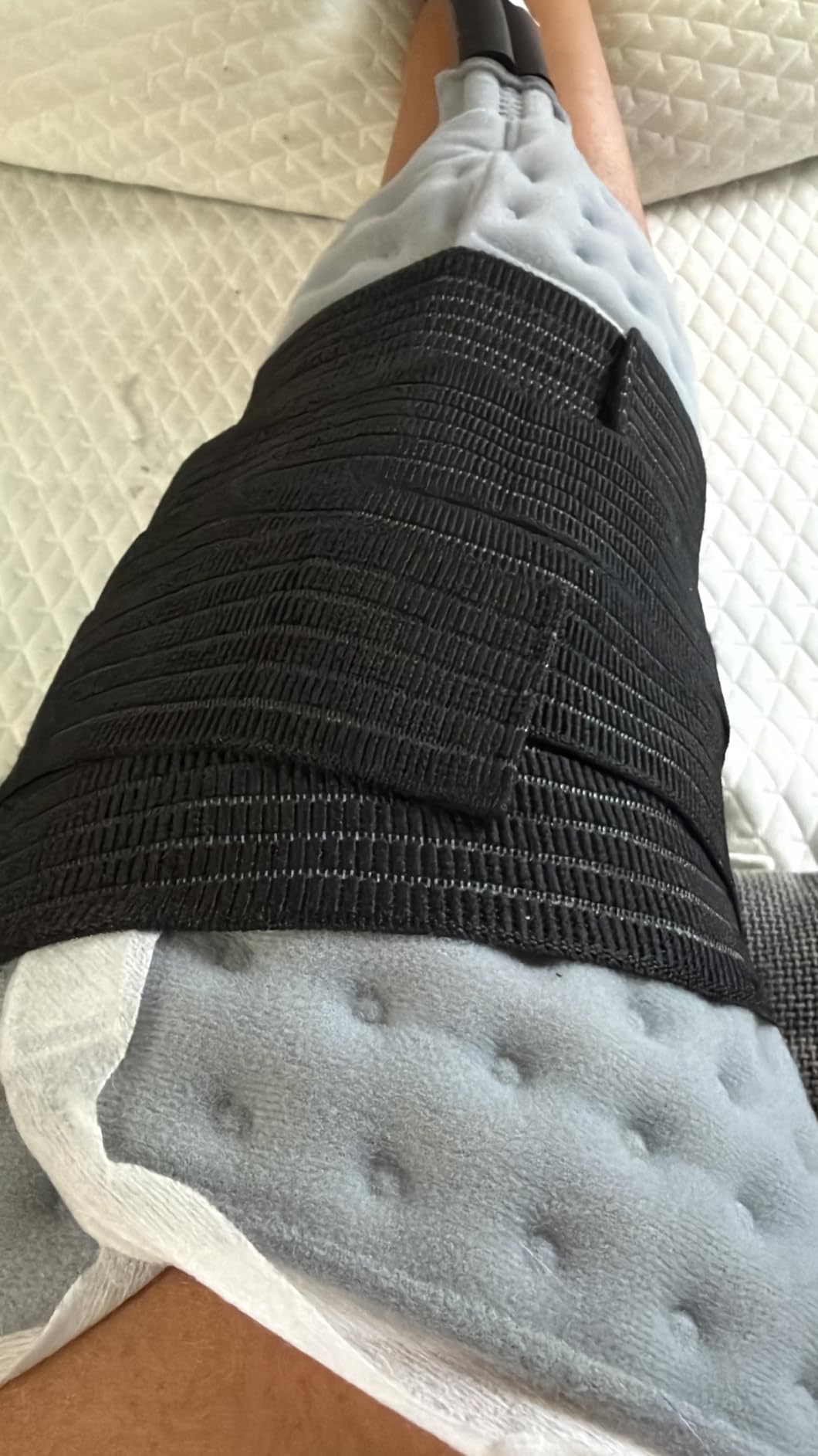 CUEME Ice Machine for Knee After Surgery, Programmable Timer Cold Therapy Machine for Knee Replacement with Enlarged Compression Pad (14.37'' X 13.98''), Cryotherapy Pain Relief for Shoulder/Hip/Ankle customer photo 1