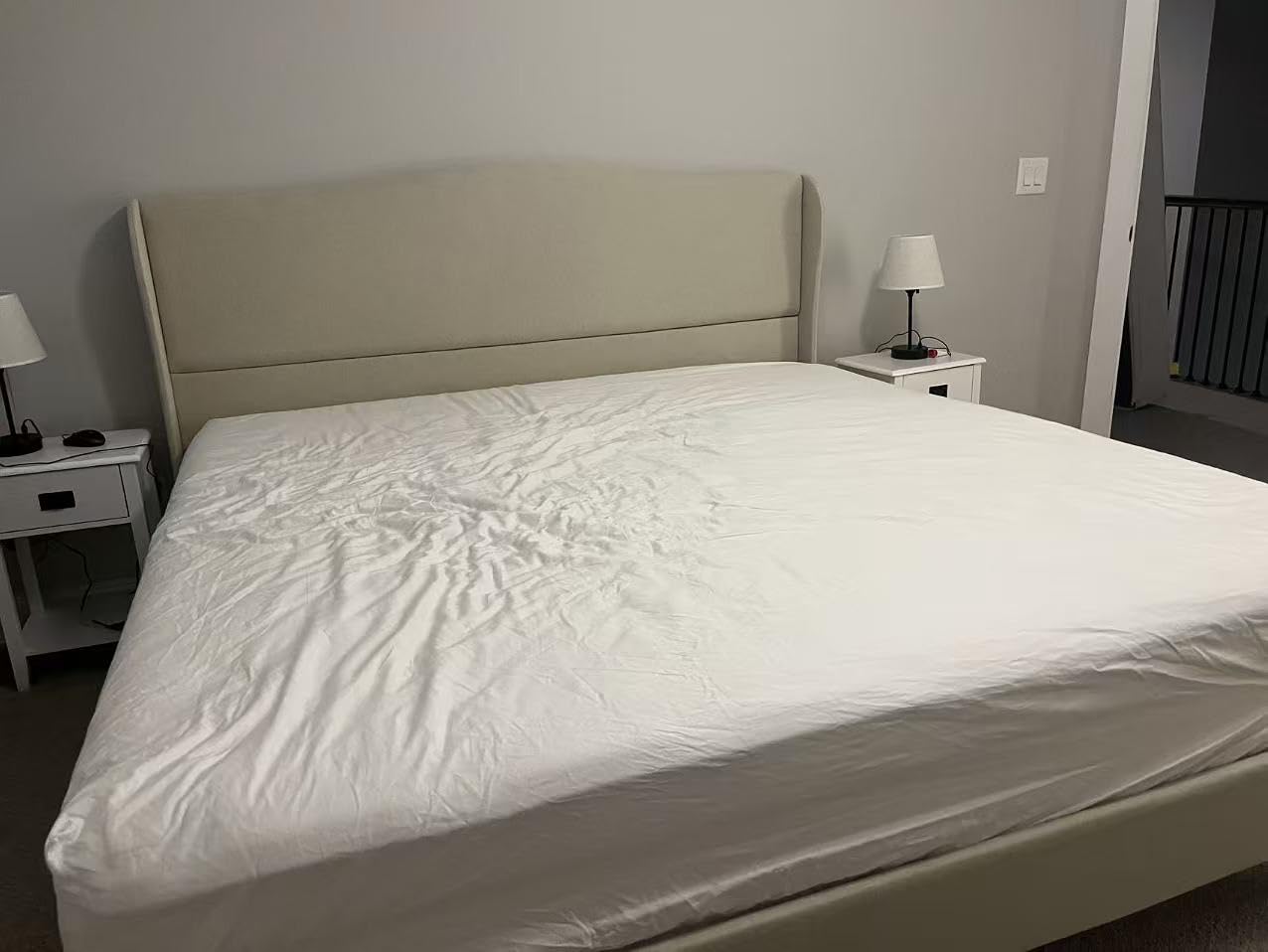 Welzona Queen Size Bed Frame 51