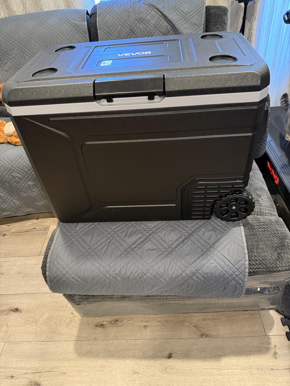 VEVOR 12 Volt Refrigerator, 48 Quart (45L) Fast Cooling Car Fridge, Portable Freezer with App Control (-4℉~68℉), 12/24v DC & 110-240v AC for Travel, Truck, Camping and Home Use customer photo 1