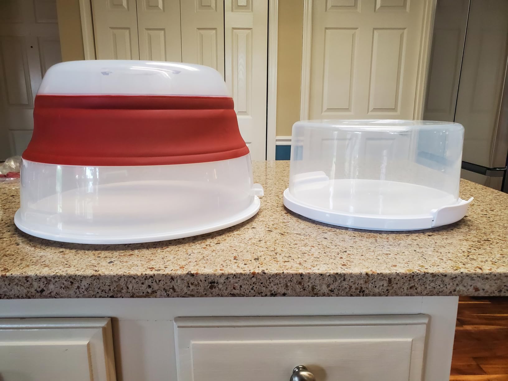 Collapsible Cake Carrier with Lid and Handle, 2-in-1 Cupcake Containers & Cake Holder, BPA-Free Portable Cake Container for Layer Cakes & 24 Cupcakes, Folds Flat to Save Space customer photo 1