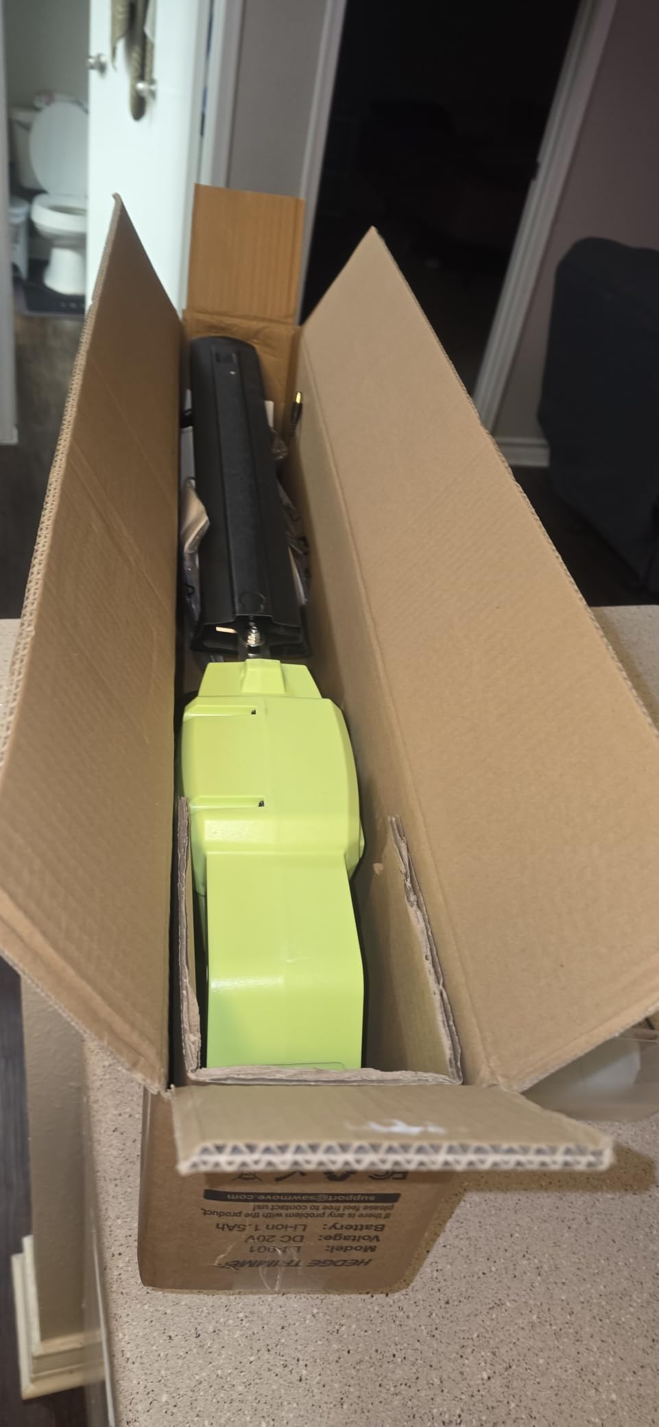20V Lightweight Hedge Trimmer Cordless with 2 Batteries & Charger, 3/4