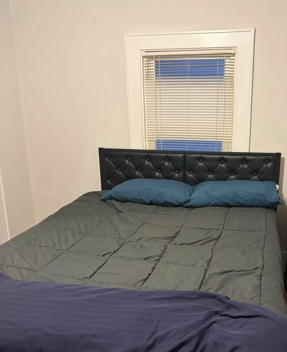 HISOFT King Bed Frame with Upholstered Button Tufted Headboard, Bed Frame Platform Metal Slats Support, Under Bed Storage, No Box Spring Needed, Noise-Free, Easy Assembly, Black customer photo 1