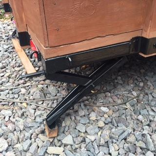 BAL 23025 Light Trailer Stabilizing Jack - 17