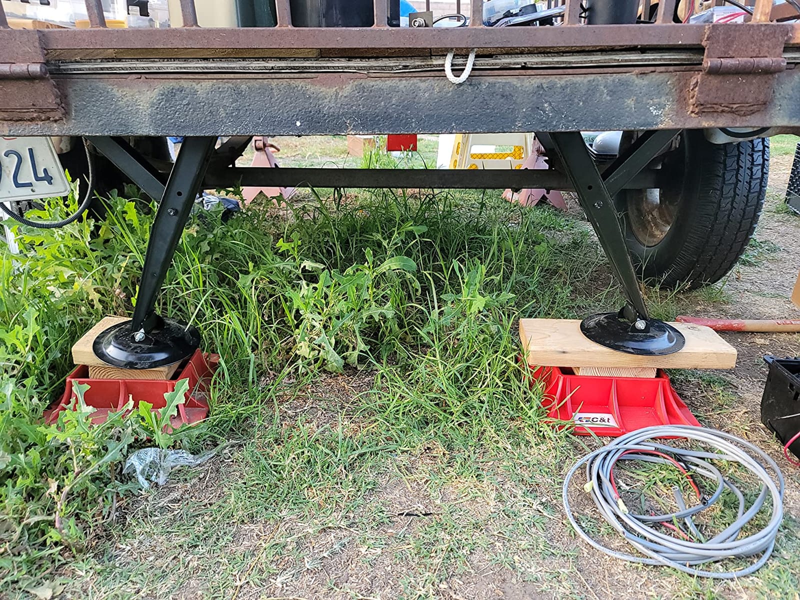 BAL 23025 Light Trailer Stabilizing Jack - 17