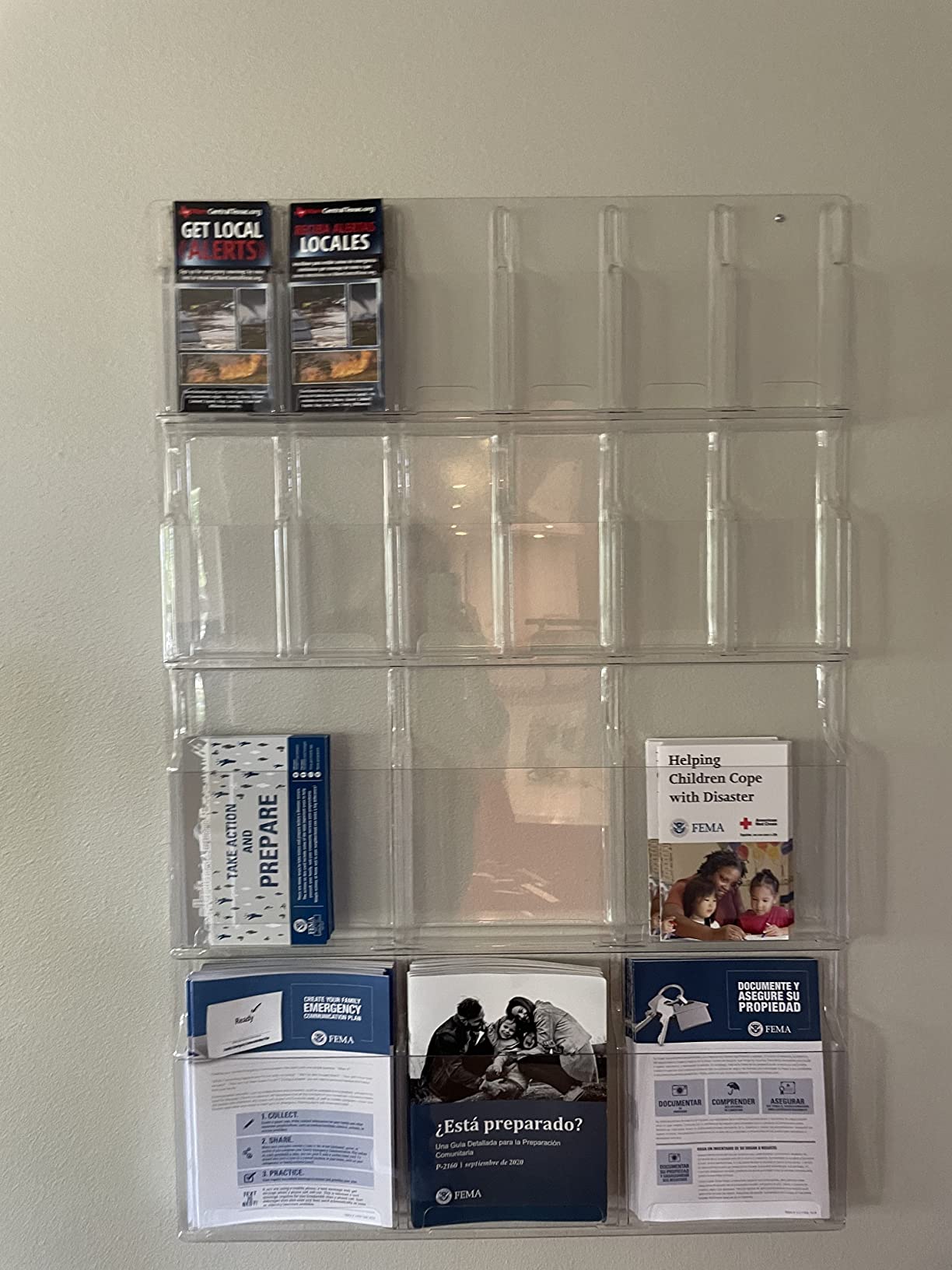 Safco Reveal Literature Rack, 12 Pamphlet and 6 Magazine Holder, Wall-Mounted Brochure Organizer, Acrylic, Clear customer photo 1