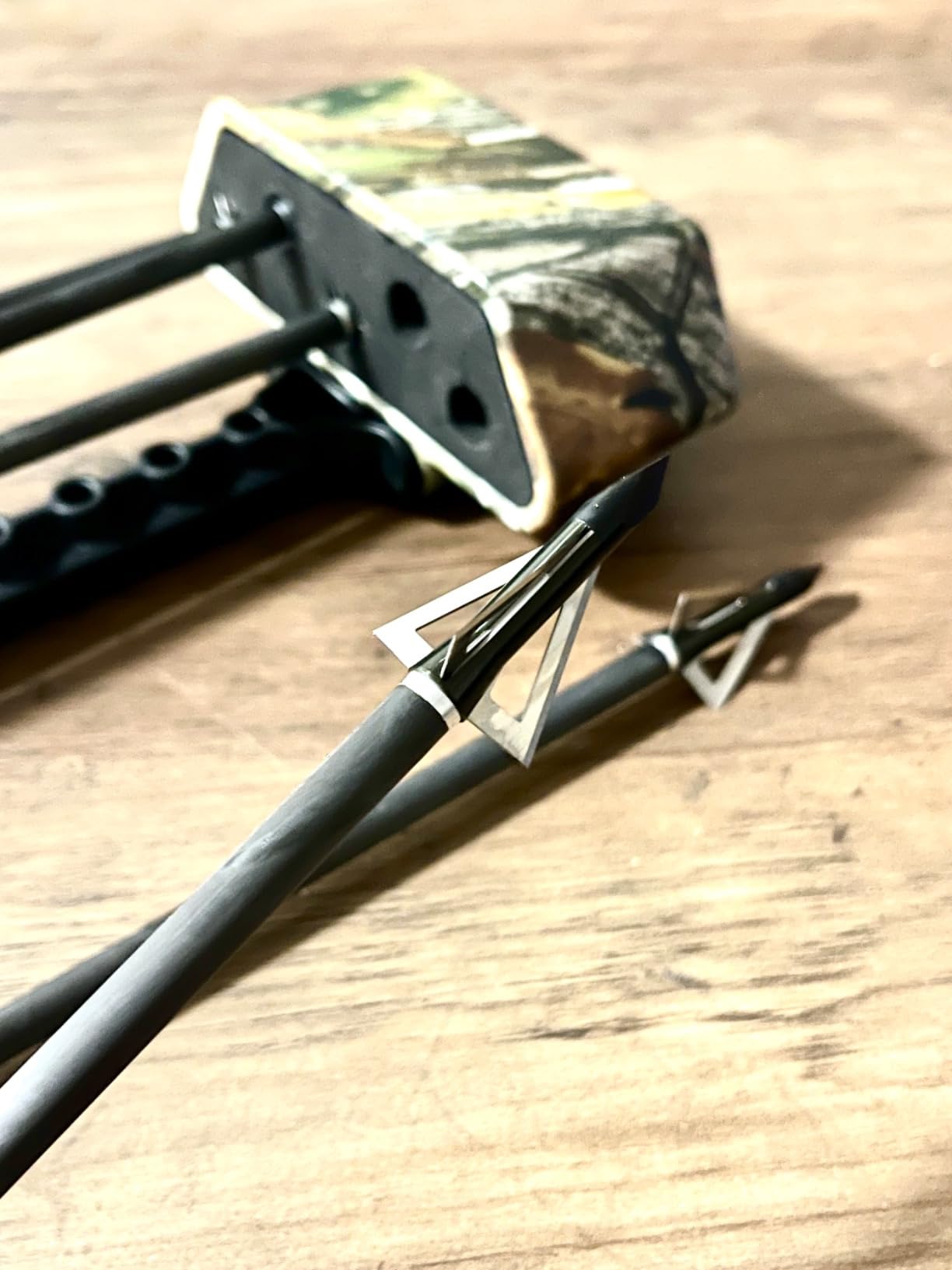 Muzzy Bowhunting 3 Blade Archery Arrow Broadhead 100 or 125 Grain - 6 Pack customer photo 2