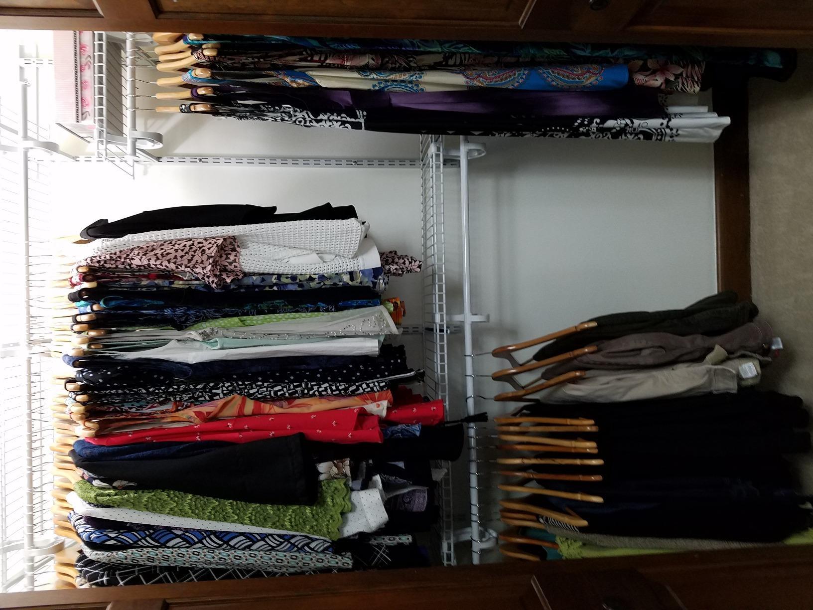 ClosetMaid ShelfTrack Wire Closet Organizer System, Adjustable from 5 to 8 Ft., with Shelves, Clothes Rods, Shoe Shelf, Hardware, Durable Steel, White customer photo 1
