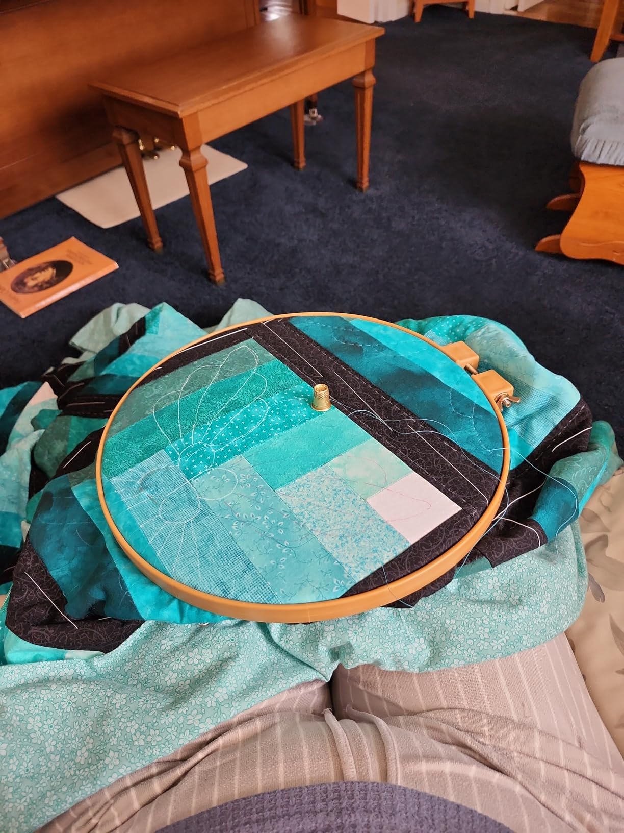 Dritz 3201 Plastic No-Slip Quilting Hoop, 10-Inch | Unique Interlocking Design, Holds Fabric Firmly in Position, Strong & Durable customer photo 1