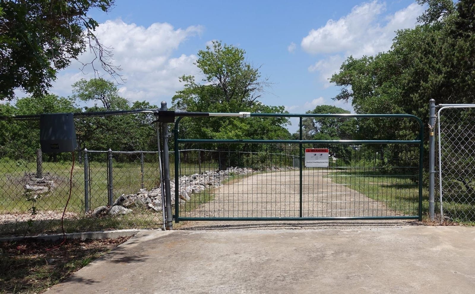USAutomatic 020320 Sentry 300 Commercial Grade Automatic Gate Opener customer photo 1
