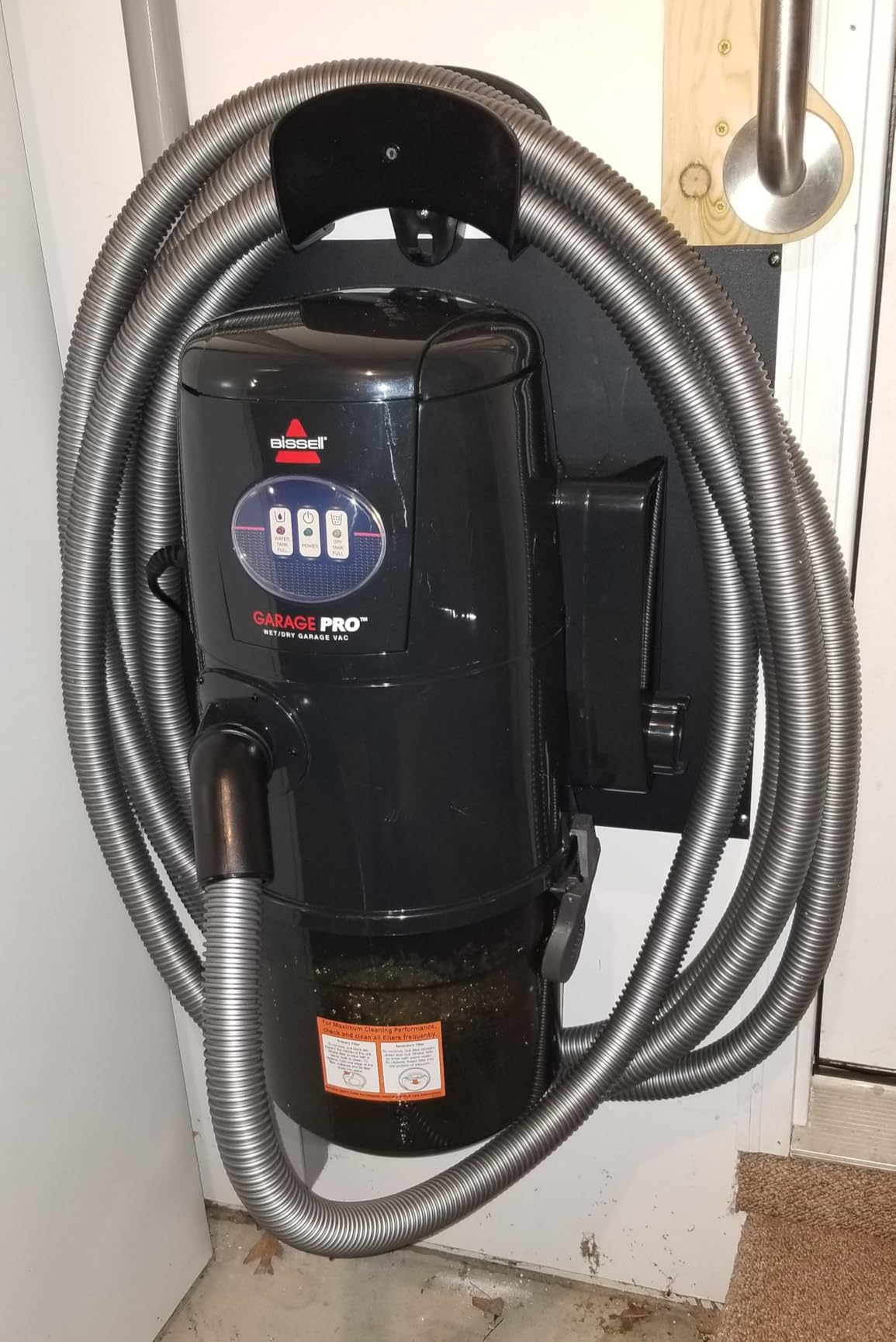 Bissell Garage Pro Wall-Mounted Wet Dry Vacuum/Blower, 18P03 customer photo 1