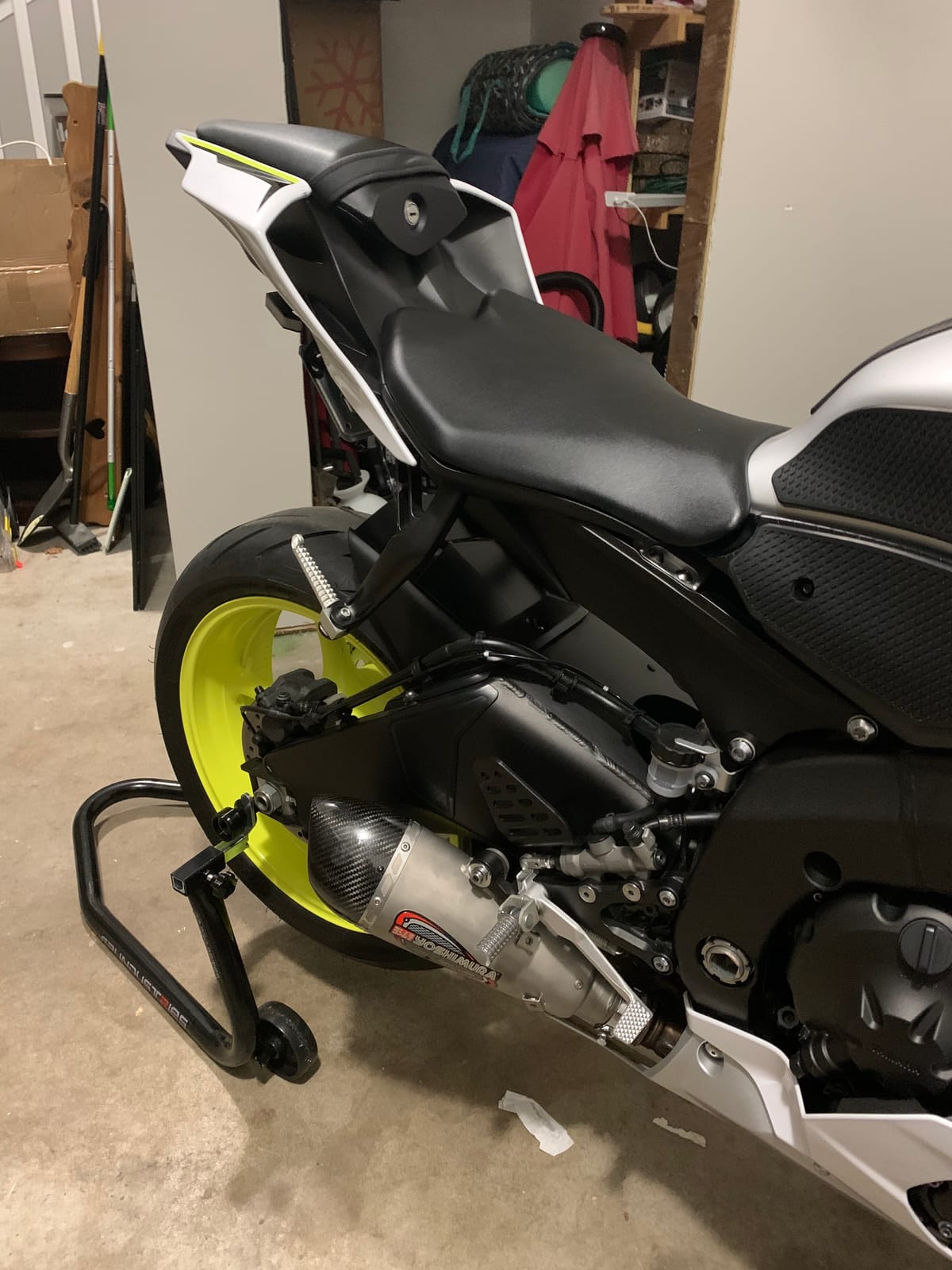 Universal Front and Rear GP Pro Series Motorcycle Paddock Stands Black | Works with Yamaha R1 R6 R3 R1m R9 R7 MT03 MT07 MT09 MT10 FZ09 FZ10 Honda CBR 600rr 1000rr 650r CB 300 500 650r 750 1000 customer photo 1
