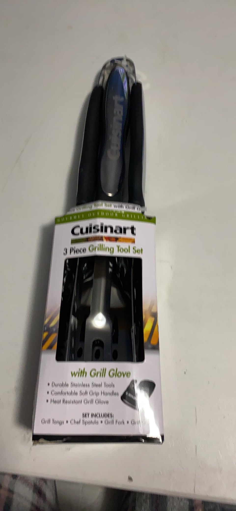 Cuisinart 3‑Piece Stainless Steel BBQ Grilling Tool Set with Grill Glove – Outdoor Grill Accessories, Perfect Grilling Gift for Men, Dads & Grill Masters, CGS-134 customer photo 1