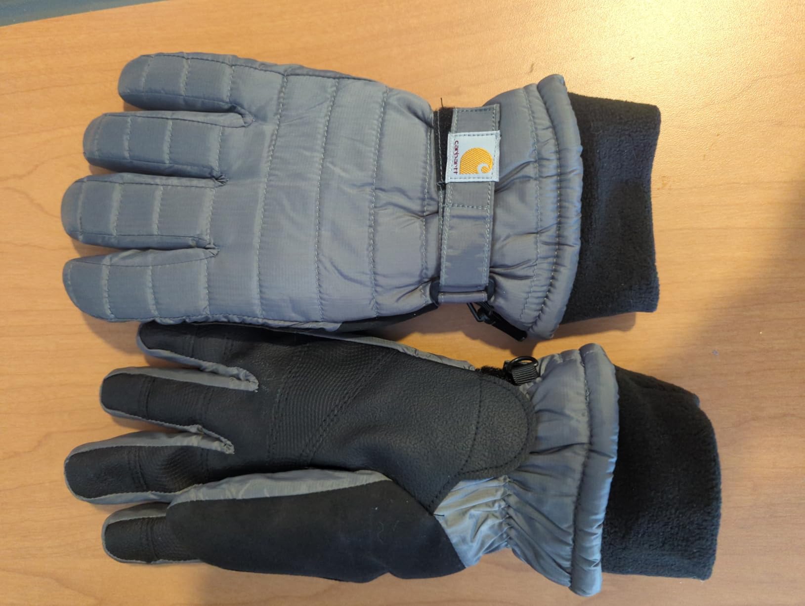 Carhartt Women's Waterproof Insulated Quilted Knit Cuff Glove customer photo 2