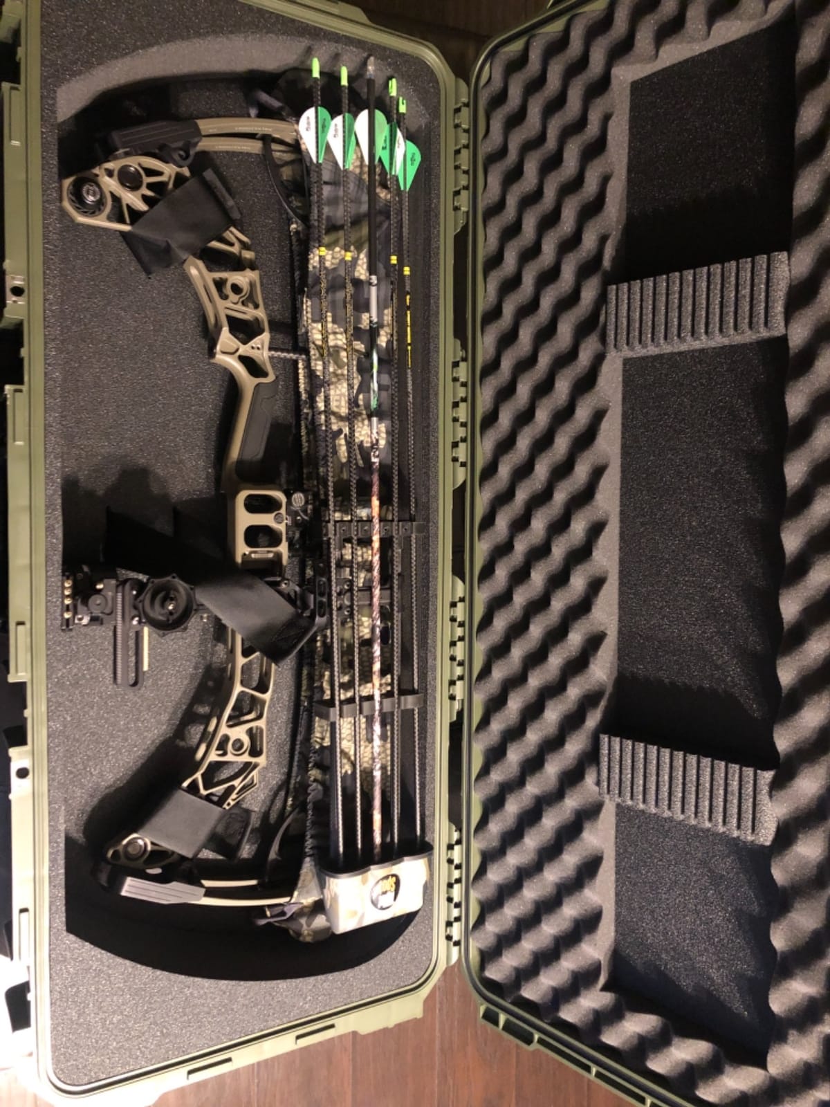 SKB Bow Case (Hard Shell, Lockable Archery Storage) customer photo 1