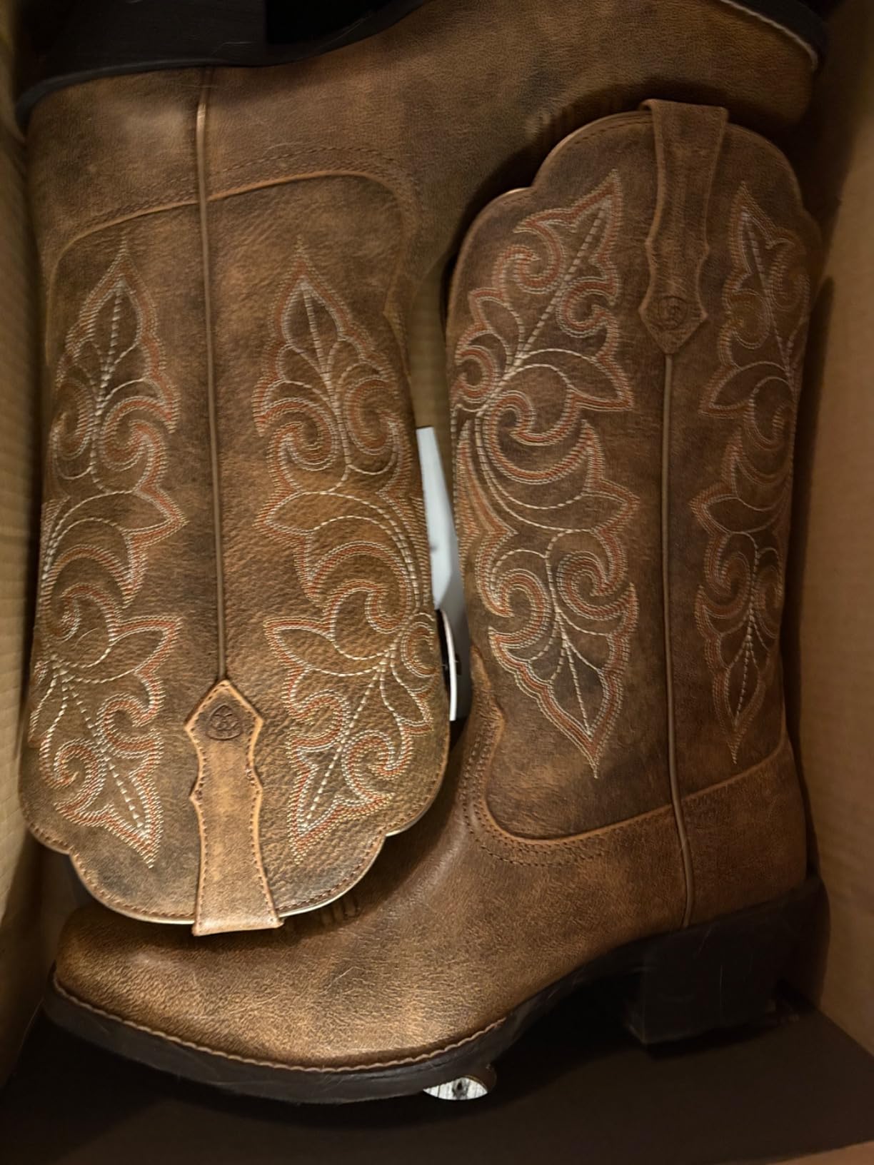 Ariat Women's Round Up Square Toe Western Boot customer photo 1