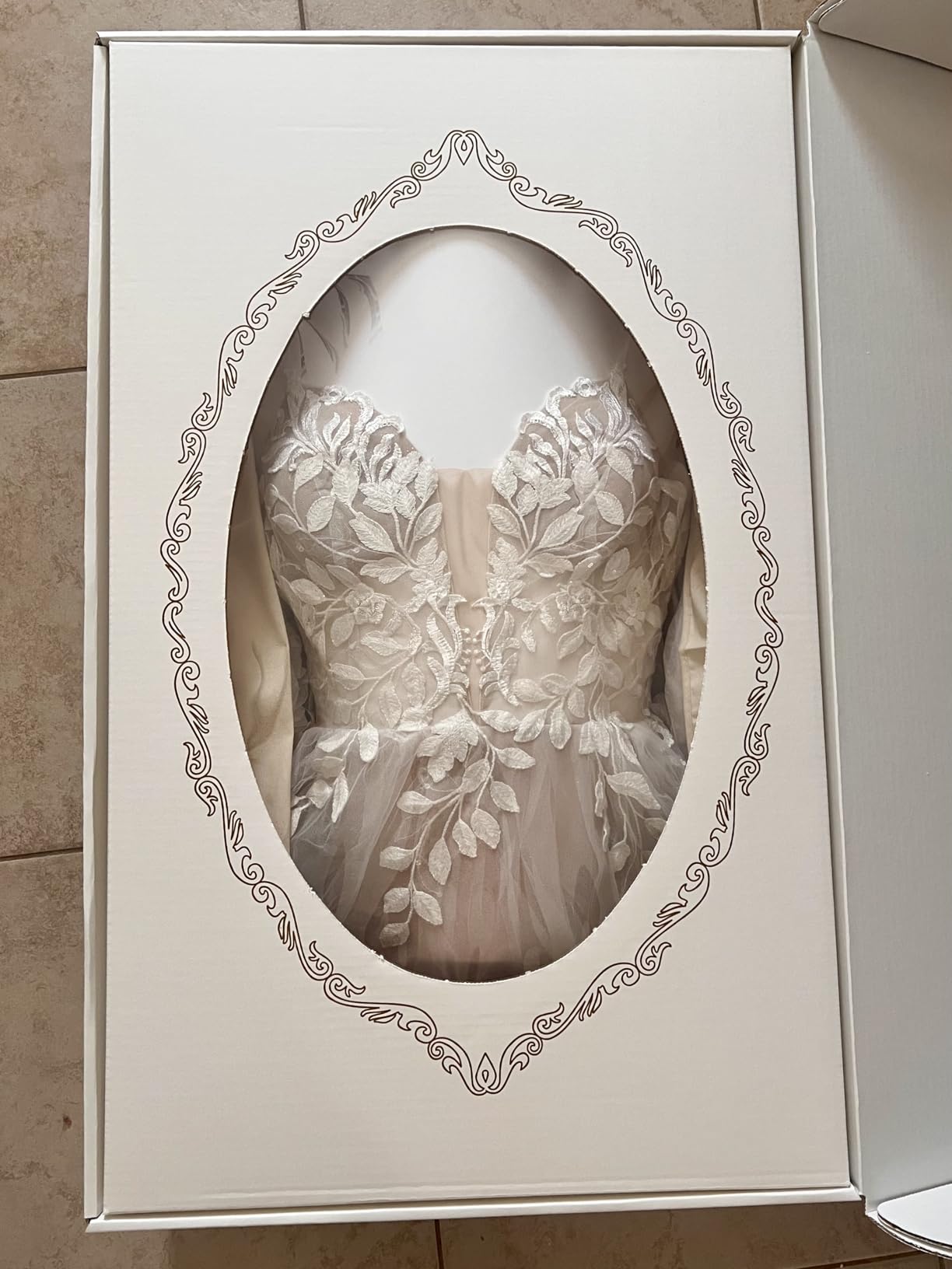 Foster-Stephens Wedding Dress Preservation Kit | Acid-Free and Archival Storage | Family Heirloom and Wedding Gown Keepsake Preservation Box | Large customer photo 1