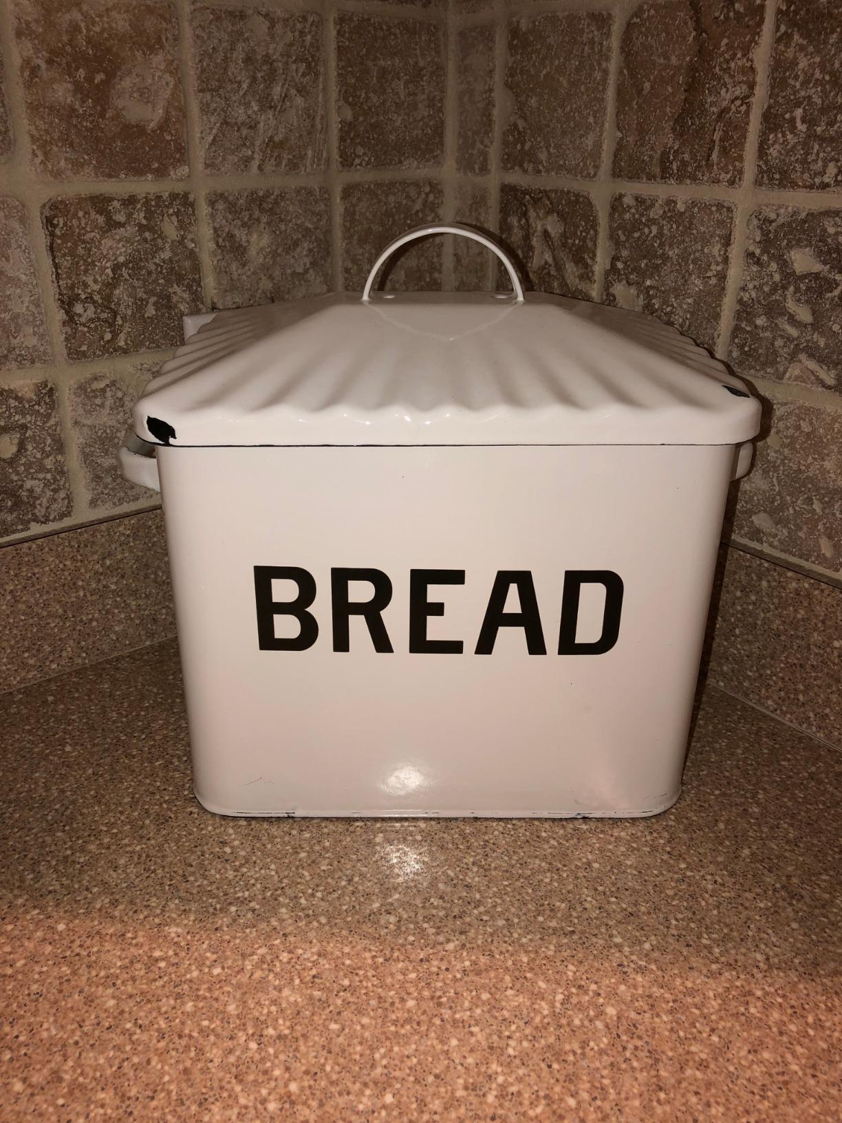 Creative Co-Op Farmhouse Enameled Metal Bread Box with Bread Text, White and Black Finish customer photo 1