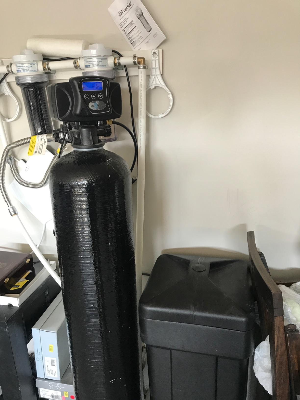 AFWFilters Built Fleck 48,000 Water Softener System with 5600sxt Digital metered Valve 1