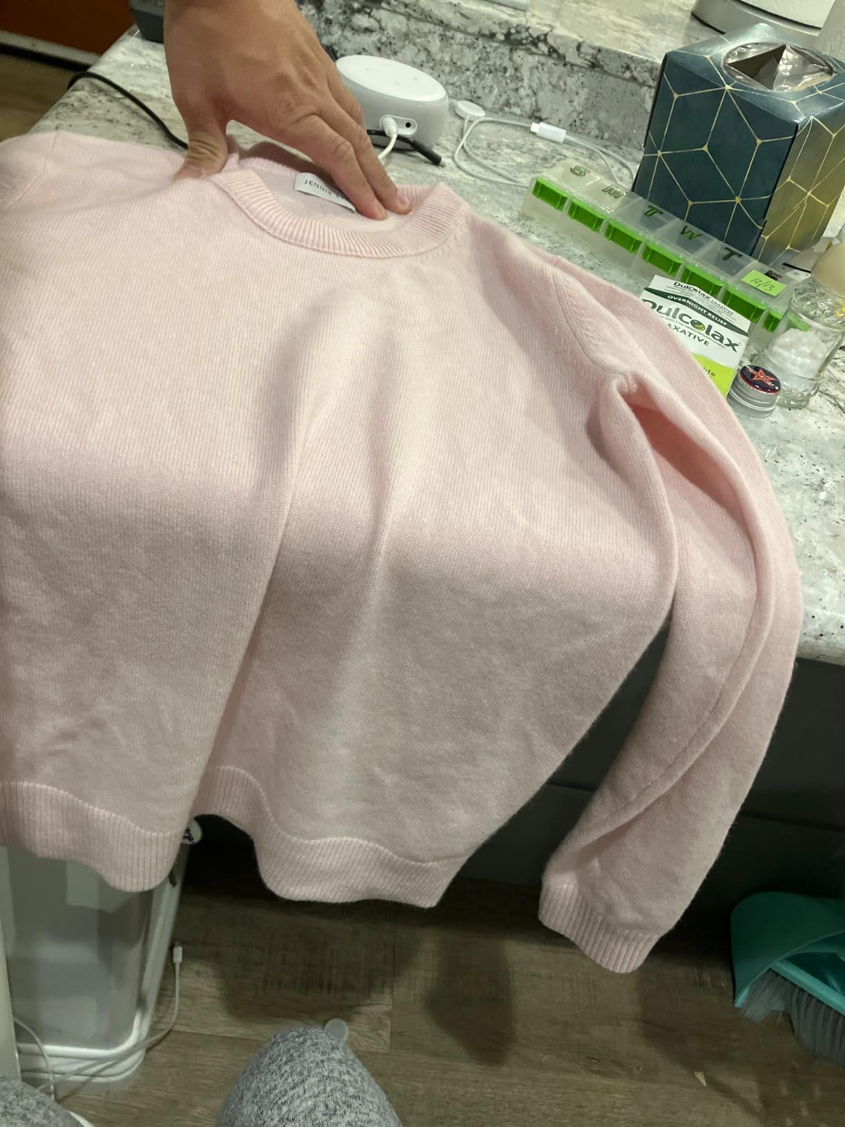 JENNIE LIU Women's 100% Pure Cashmere Crew Neck Sweater customer photo 2