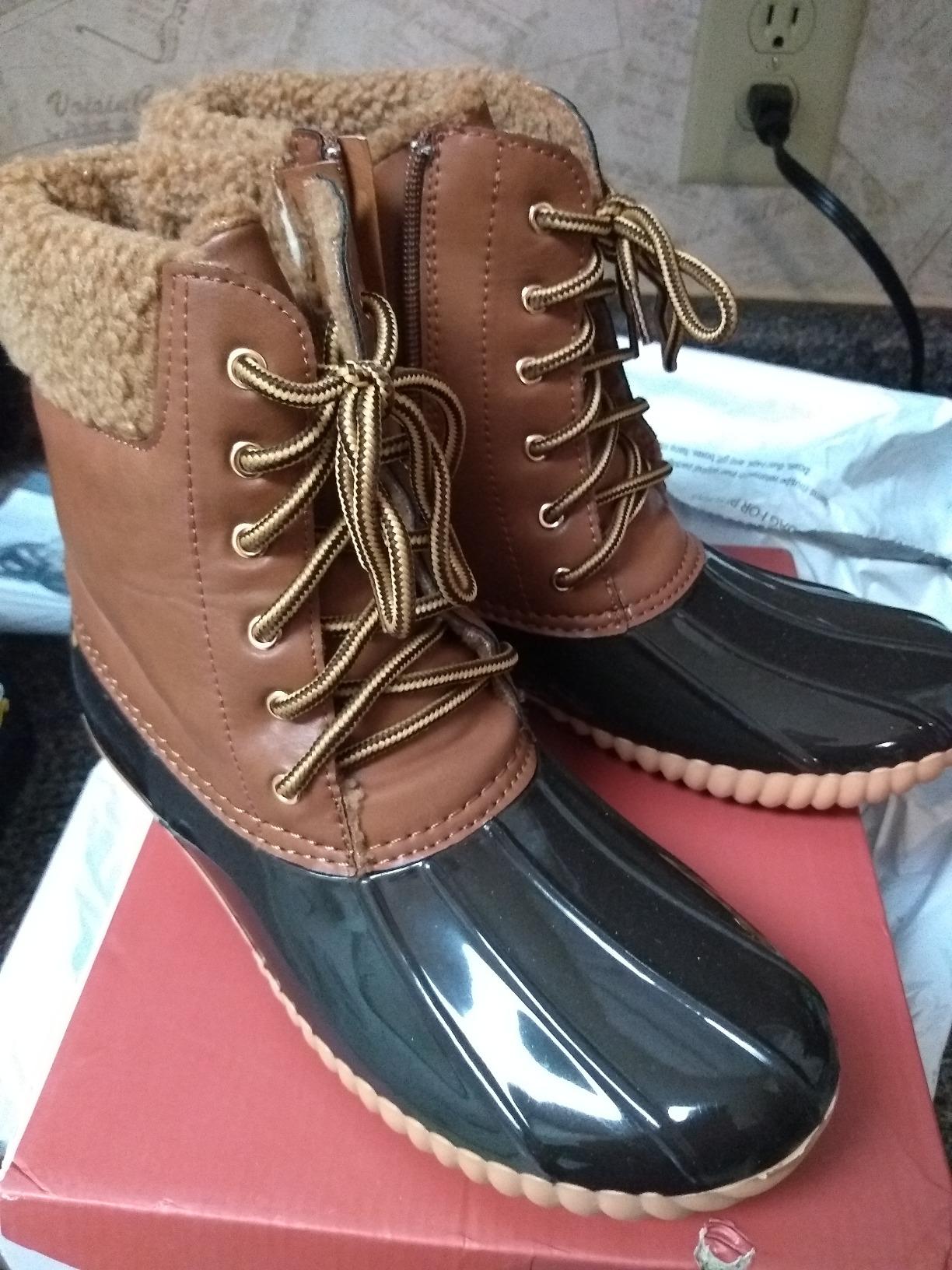 Nature Breeze Ladies Duck-02 Lace Up and Zipper Waterproof Insulated Boot customer photo 2