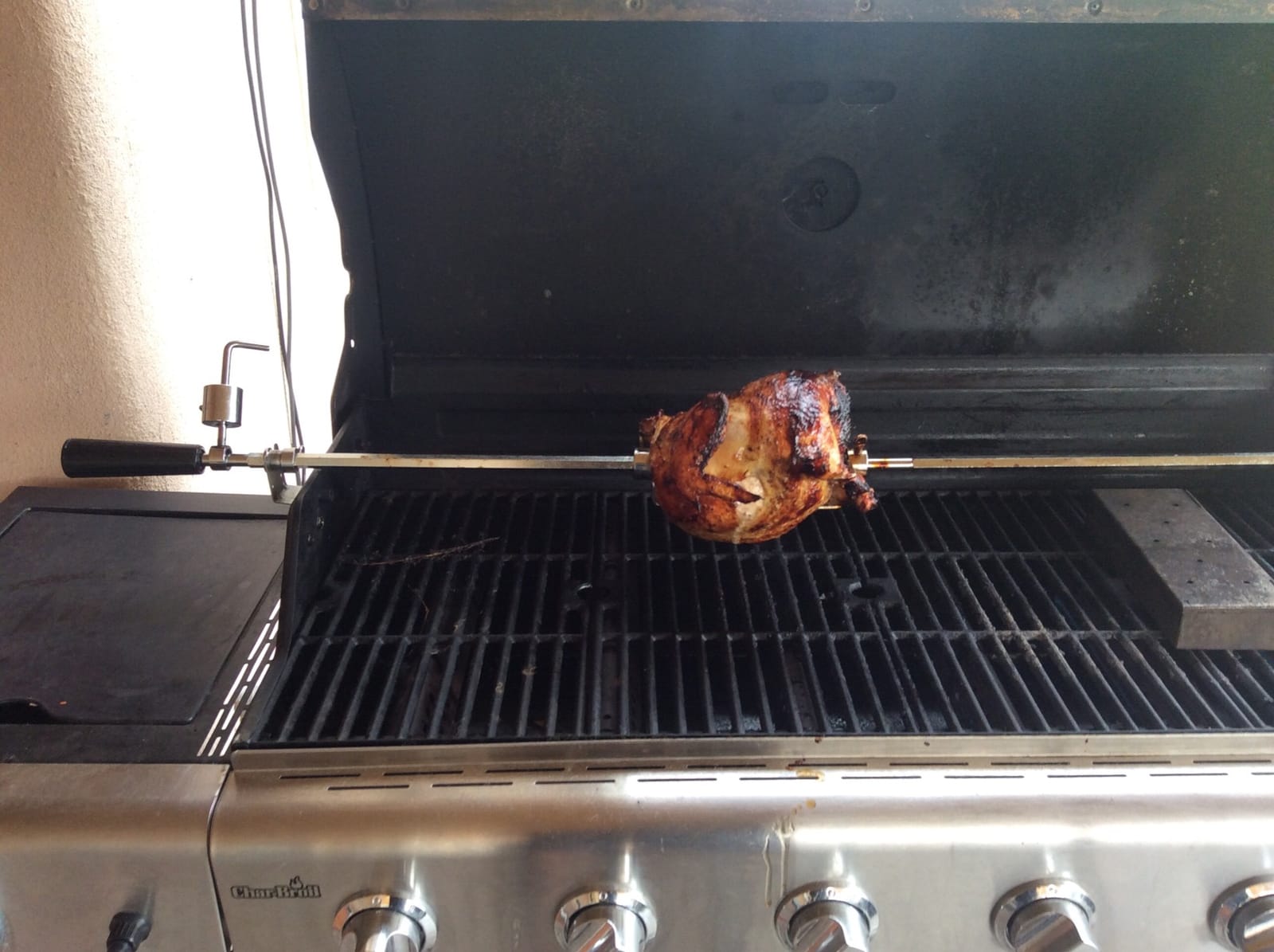 onlyfire Universal Rotisserie Kit with 110V Electric Motor for Gas Grills customer photo 2
