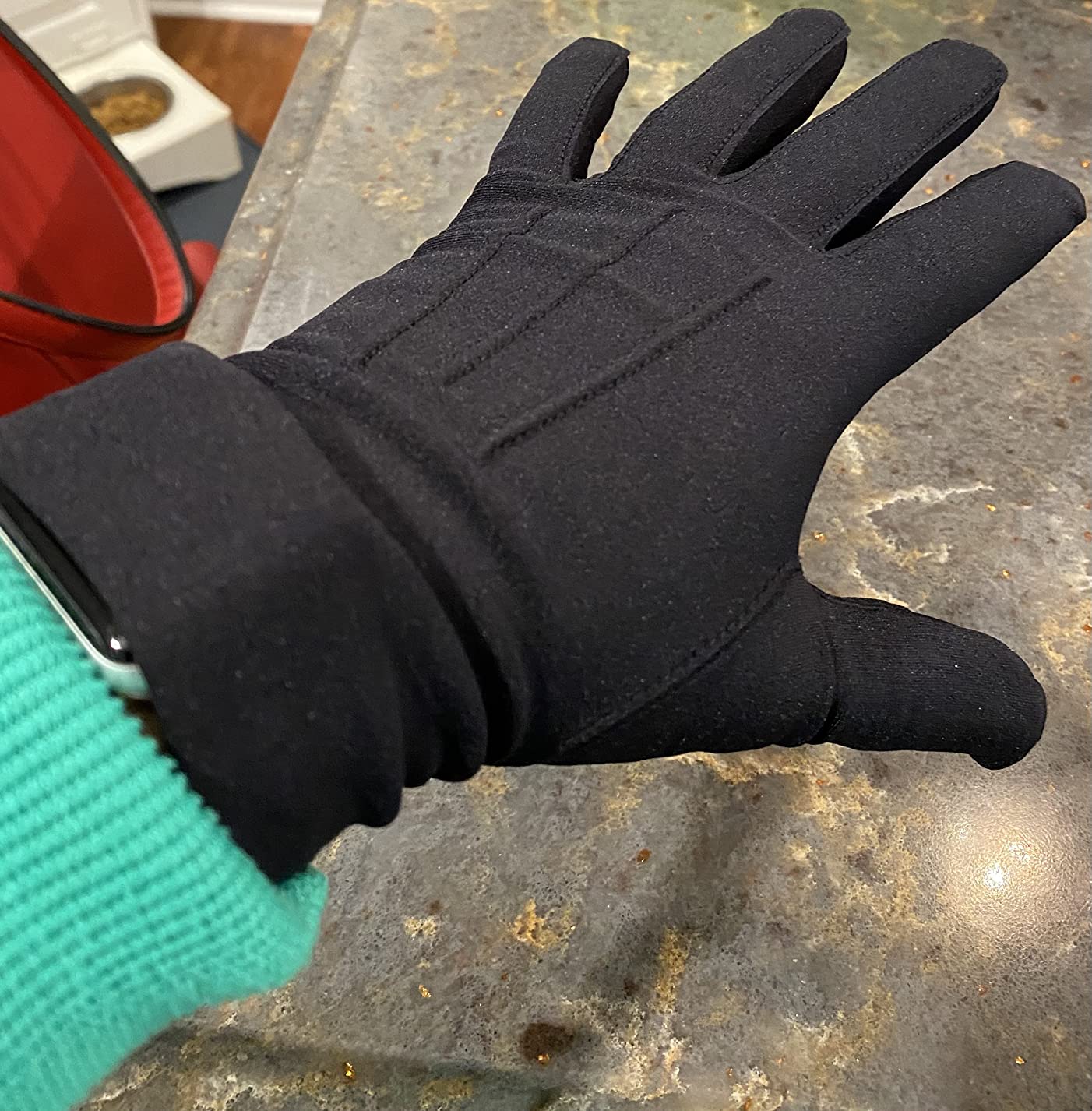 isotoner Women's Spandex Cold Weather Stretch Gloves With Warm Fleece Lining customer photo 2