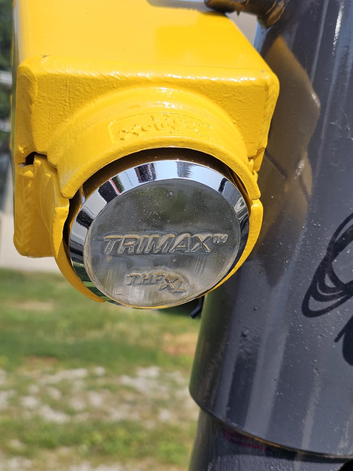 Ft. Knox Locks Gooseneck Trailer Coupler Lock for Round Tube Couplers with 2 Trimax Puck Locks - Bolt Cutter & Crowbar Proof customer photo 2