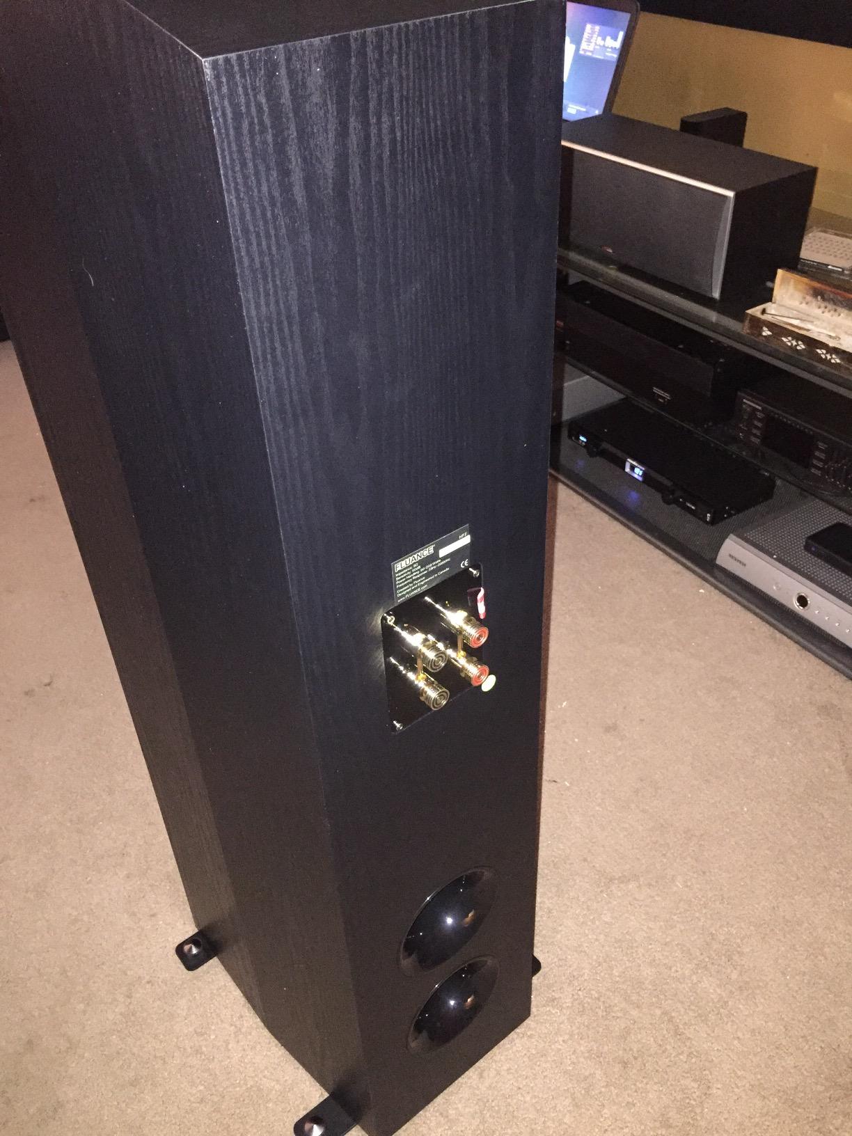 Fluance Signature HiFi 3-Way Floorstanding Tower Speakers with Dual 8