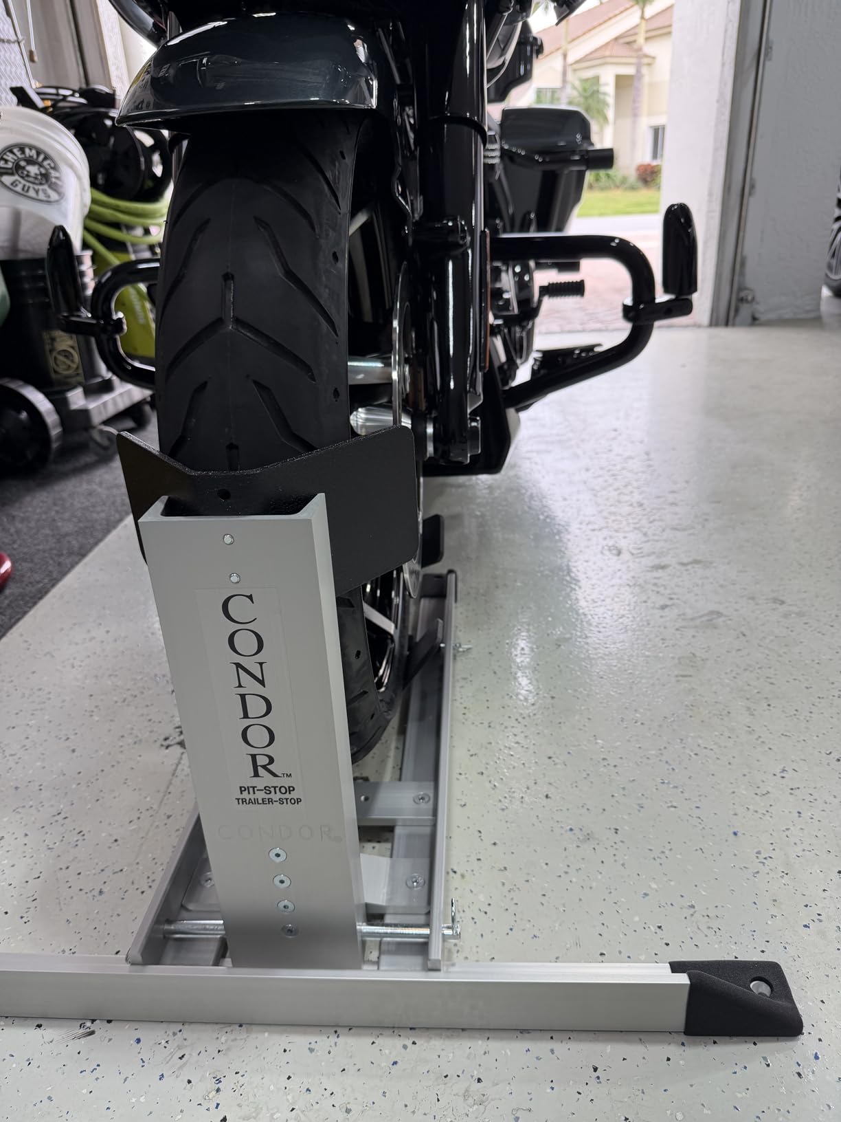 CONDOR Pit-Stop/TrailerStop PS-1500 Motorcycle Wheel Chock customer photo 2