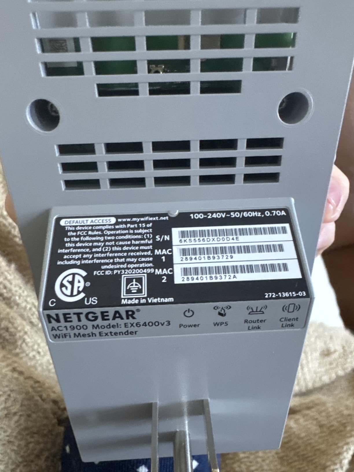 NETGEAR WiFi Extender EX6400, up to 2,100 sq ft, 1.9 Gbps customer photo 1