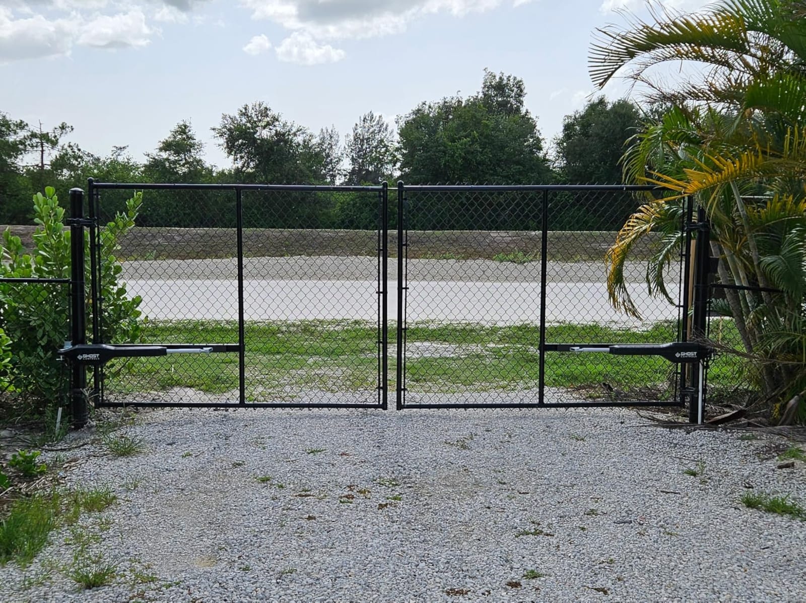 Ghost Controls Premium Wireless Keypad for Automatic Gate Openers - Model AXWK customer photo 1