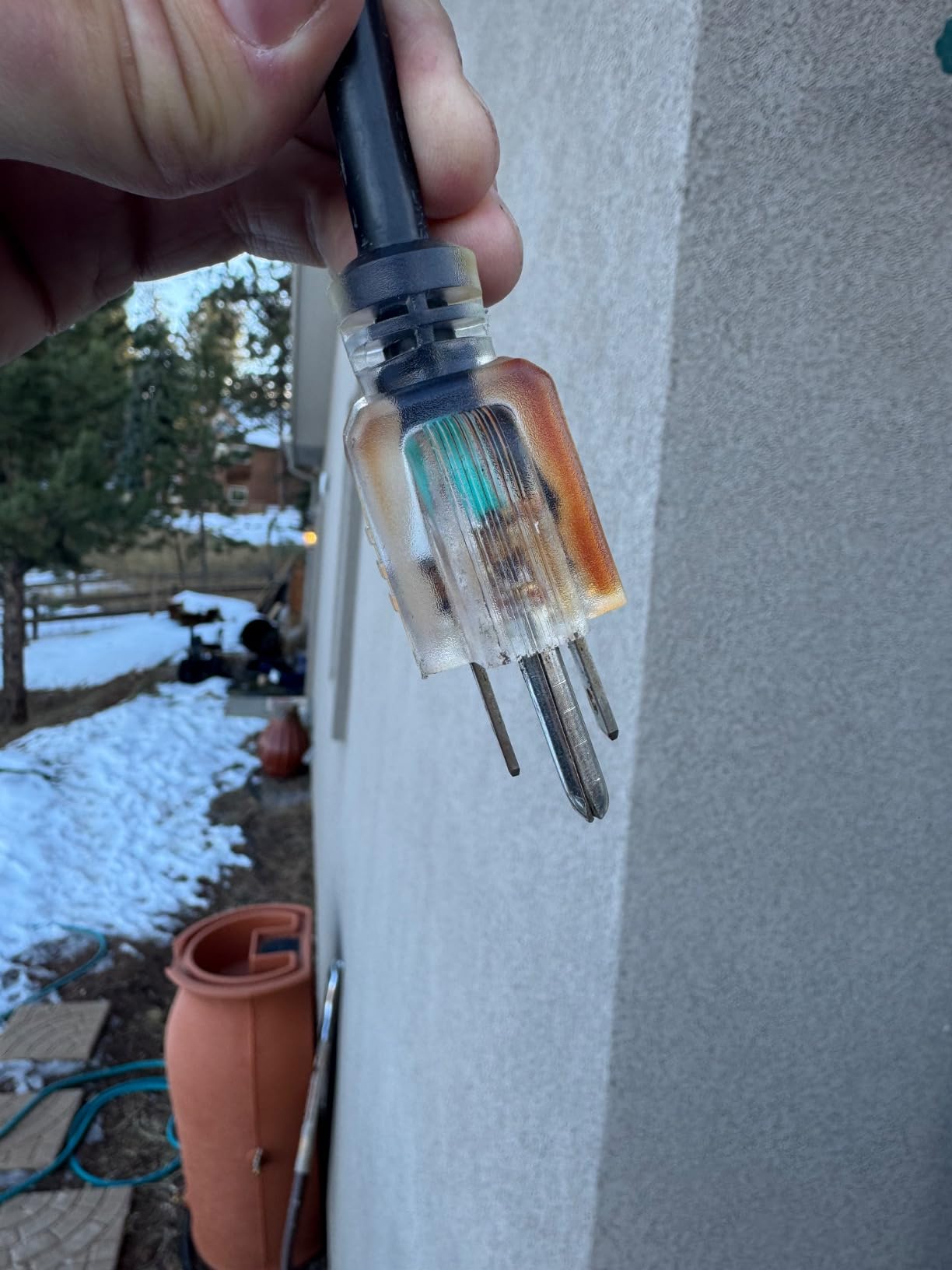 RADIANT SOLUTIONS HeatTapePro - Intelligent Commercial Grade Self-Regulating Heat Cable with GlowCap - 10 YR warranty - Ice Dam & Pipe Freeze Protection - 18 ft cable + 10 Ft Cord, 120V, 6 watts/Ft customer photo 1