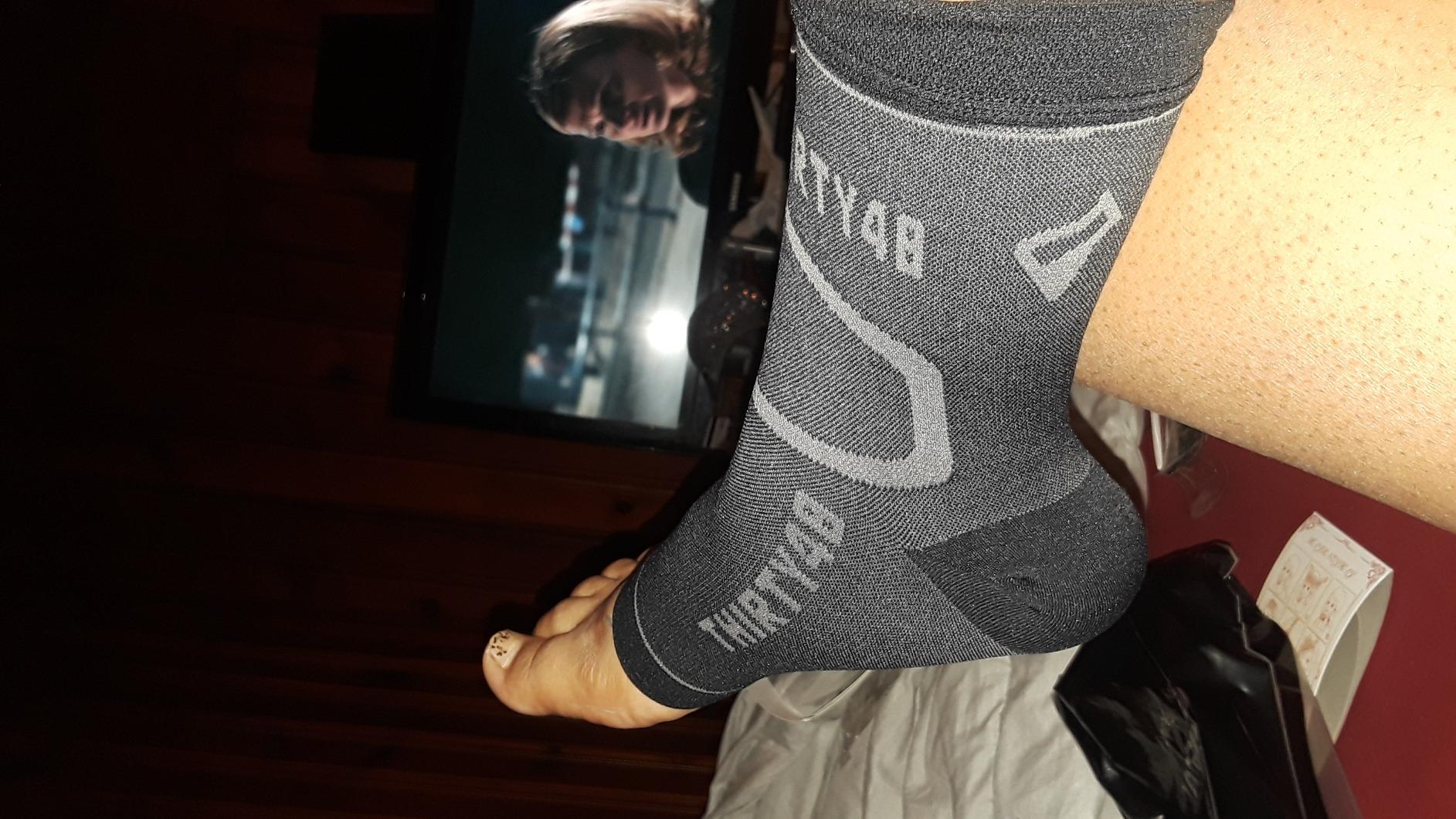 Thirty48 Plantar Fasciitis 20-30 mmHg Ankle Compression Socks, Foot Brace customer photo 1
